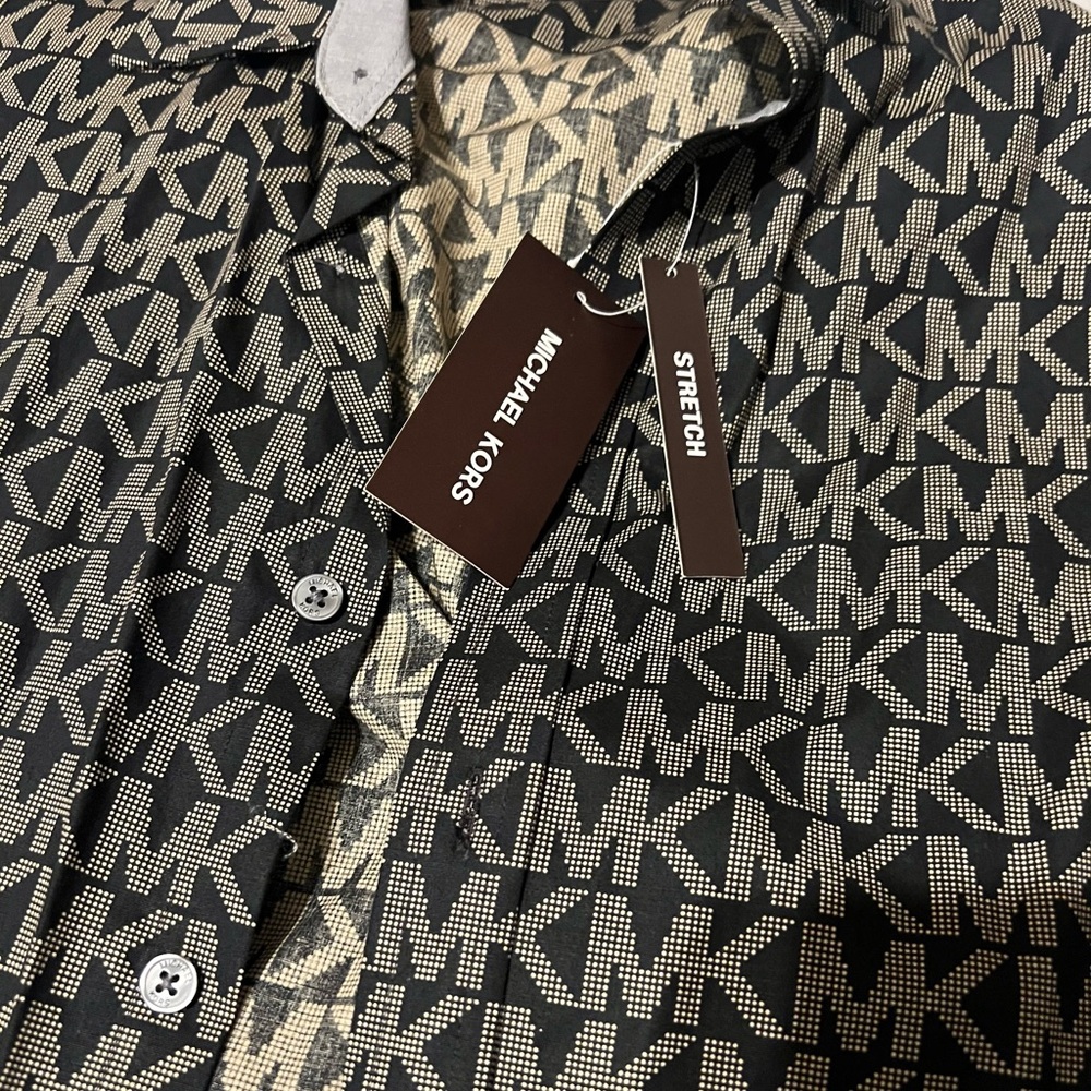 Michael Kors Black / Tan Button Down All Over Logo Men’s S Slim Fit NWT $128.00 - Picture 9 of 10